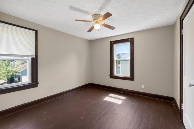 562 S Ogden Avenue, Columbus, OH 43204