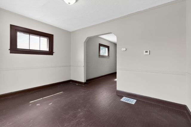 562 S Ogden Avenue, Columbus, OH 43204