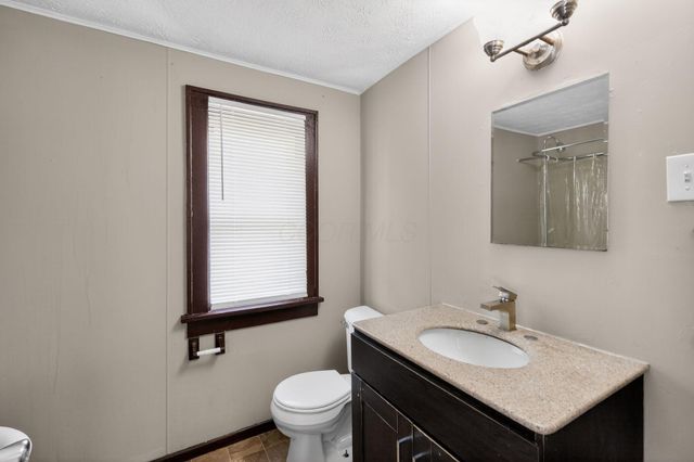 562 S Ogden Avenue, Columbus, OH 43204