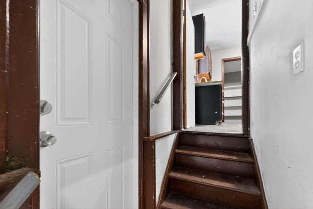 562 S Ogden Avenue, Columbus, OH 43204