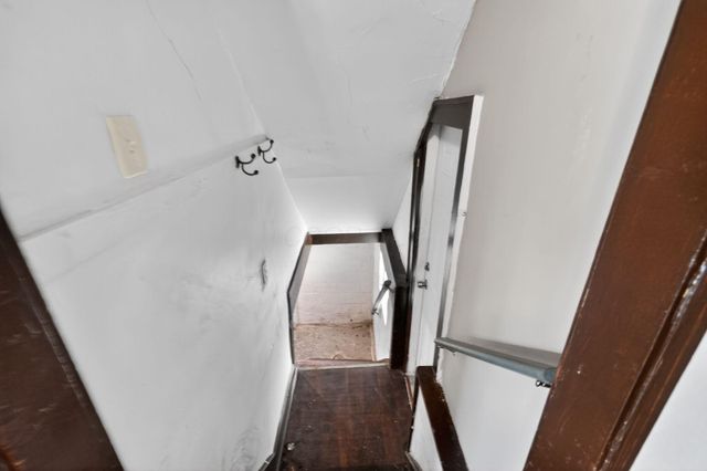 562 S Ogden Avenue, Columbus, OH 43204