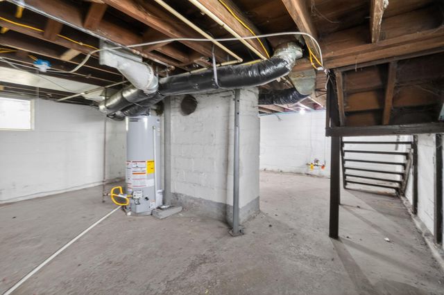 562 S Ogden Avenue, Columbus, OH 43204