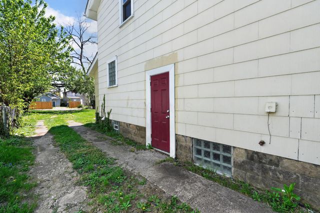 562 S Ogden Avenue, Columbus, OH 43204