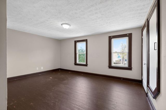 562 S Ogden Avenue, Columbus, OH 43204