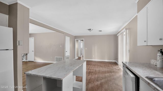 1128 Autumn Street, Jackson, MS 39212