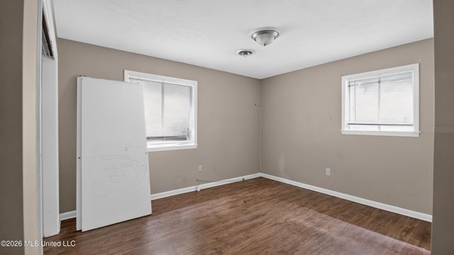 1128 Autumn Street, Jackson, MS 39212