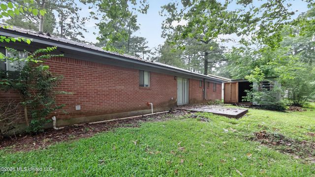1128 Autumn Street, Jackson, MS 39212