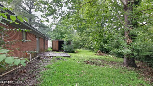 1128 Autumn Street, Jackson, MS 39212