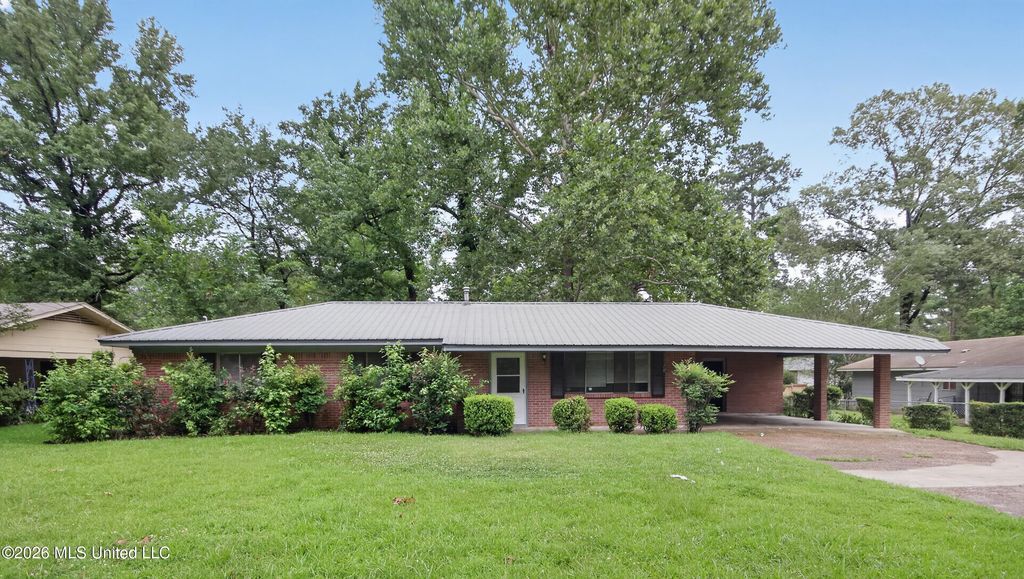 1128 Autumn Street, Jackson, MS 39212
