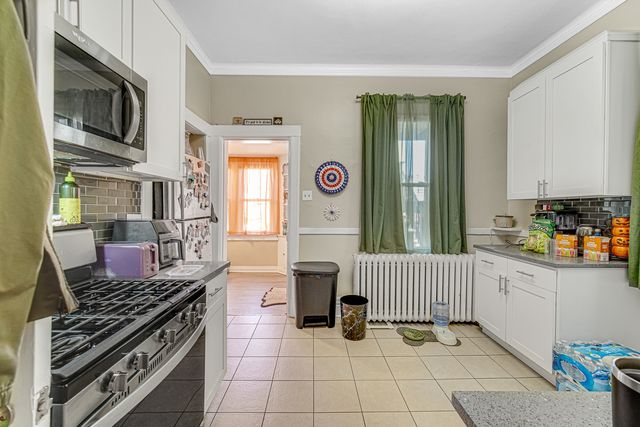 4824 W Byron Street, Chicago, IL 60641