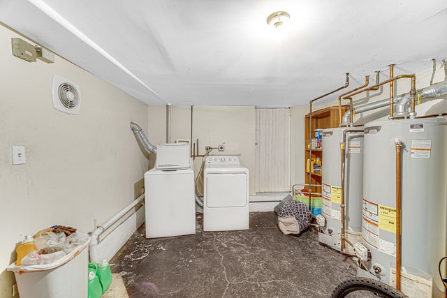 4824 W Byron Street, Chicago, IL 60641