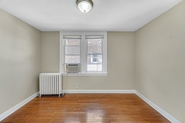 4824 W Byron Street, Chicago, IL 60641