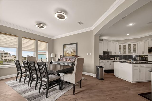 20719 E Sunset Bay Drive, Galveston, TX 77554