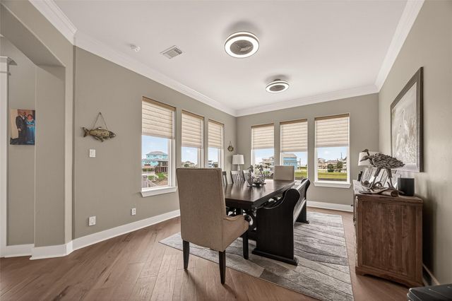 20719 E Sunset Bay Drive, Galveston, TX 77554