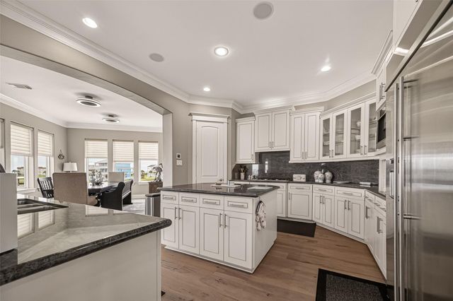 20719 E Sunset Bay Drive, Galveston, TX 77554