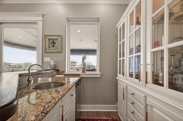 20719 E Sunset Bay Drive, Galveston, TX 77554