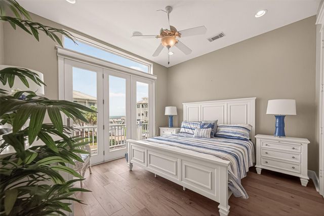20719 E Sunset Bay Drive, Galveston, TX 77554