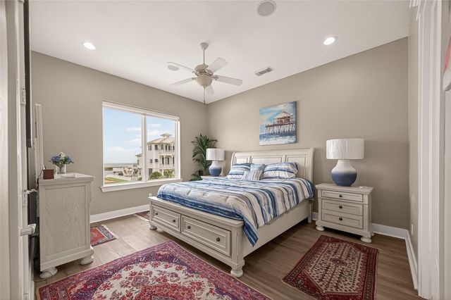 20719 E Sunset Bay Drive, Galveston, TX 77554