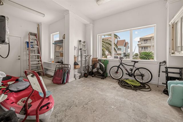 20719 E Sunset Bay Drive, Galveston, TX 77554
