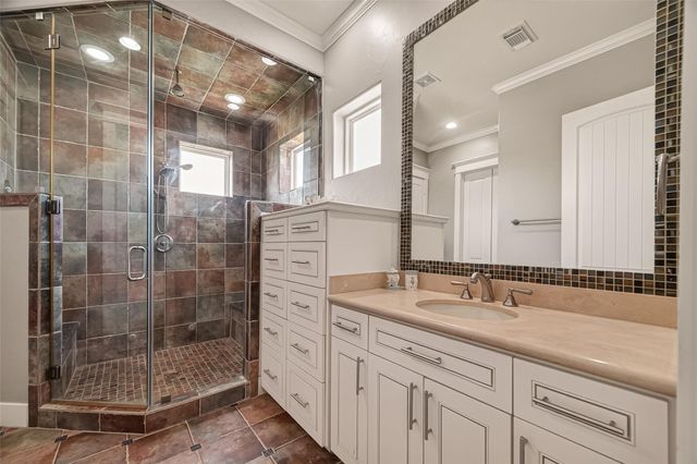 20719 E Sunset Bay Drive, Galveston, TX 77554