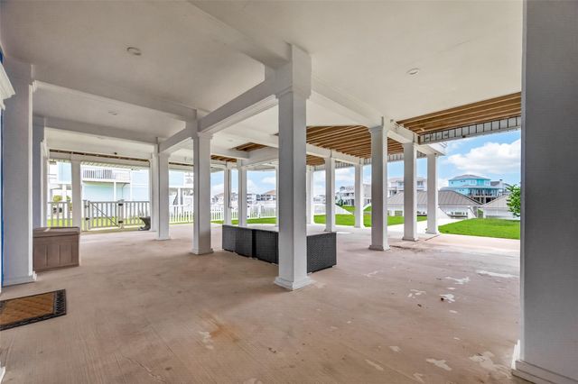 20719 E Sunset Bay Drive, Galveston, TX 77554