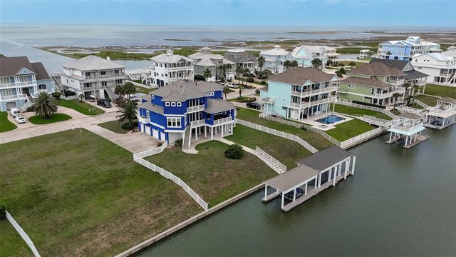 20719 E Sunset Bay Drive, Galveston, TX 77554