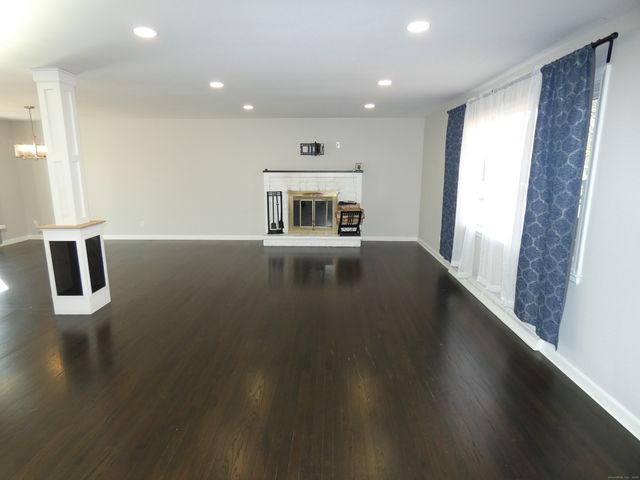 6 Greenfield Drive, Ansonia, CT 06401