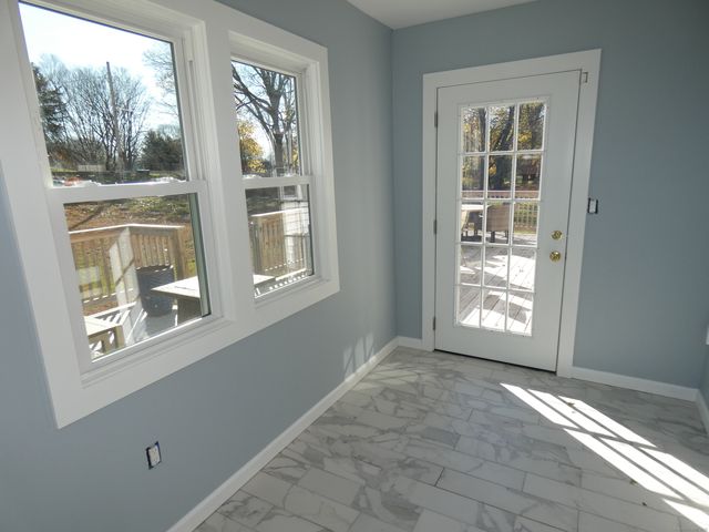 6 Greenfield Drive, Ansonia, CT 06401