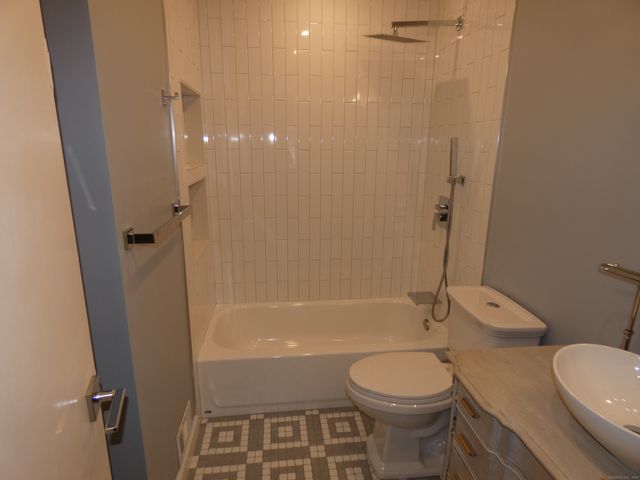 6 Greenfield Drive, Ansonia, CT 06401