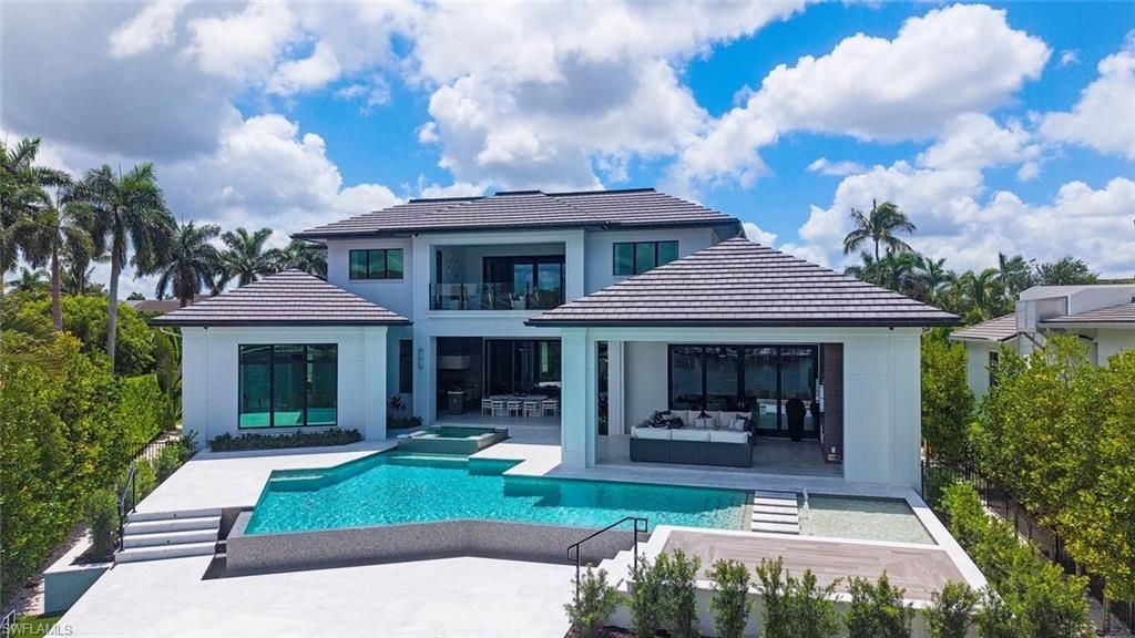 405 Neapolitan WAY, NAPLES, FL 34103 — photo 2