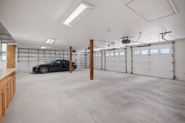 111 N Cloud Dr, Kerrville, TX 78028