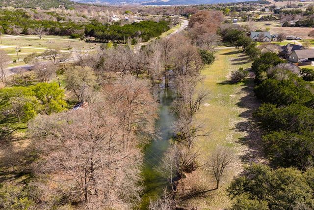 111 N Cloud Dr, Kerrville, TX 78028