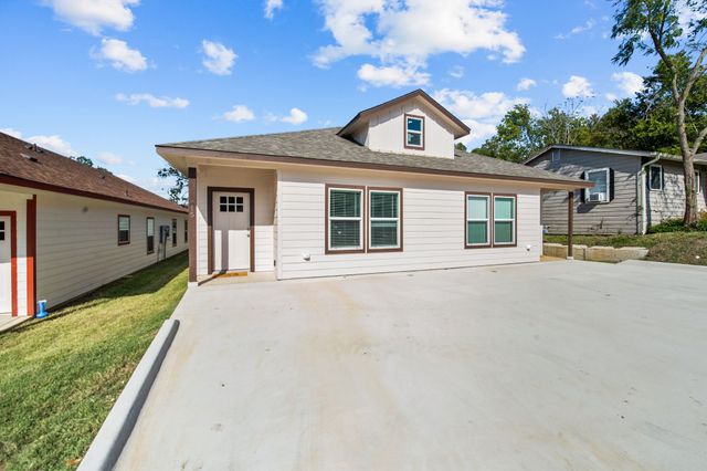 613 W Elm Street, Denison, TX 75020
