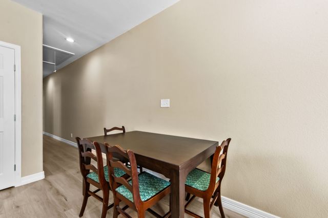 613 W Elm Street, Denison, TX 75020