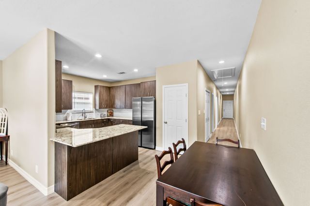 613 W Elm Street, Denison, TX 75020