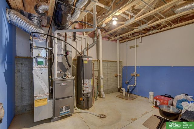 16929 Nebraska Avenue, Omaha, NE 68116