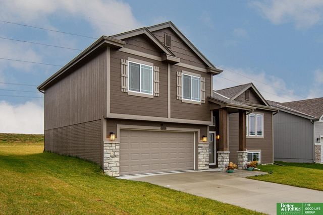 16929 Nebraska Avenue, Omaha, NE 68116