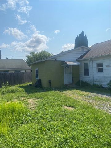 825 Broadway Street, Southport, NY 14904