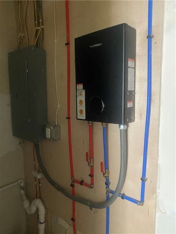 825 Broadway Street, Southport, NY 14904