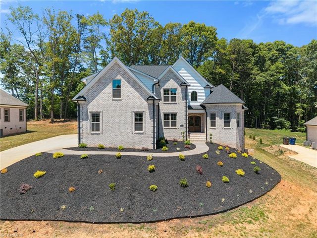 5477 Meadowlark Court, Winston-salem, NC 27106