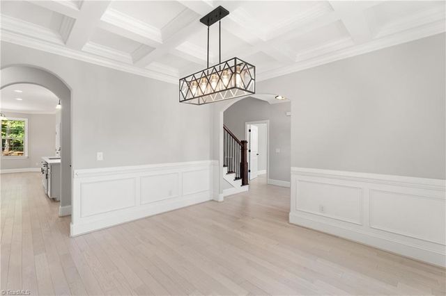 5477 Meadowlark Court, Winston-salem, NC 27106