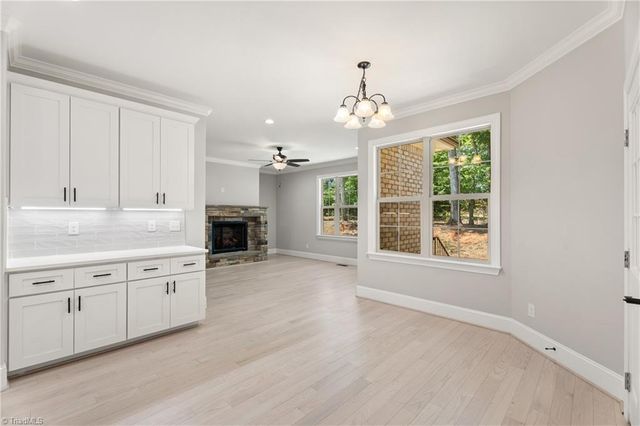 5477 Meadowlark Court, Winston-salem, NC 27106