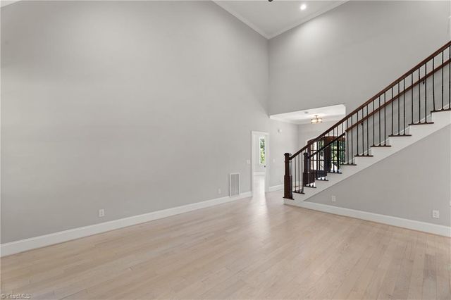 5477 Meadowlark Court, Winston-salem, NC 27106