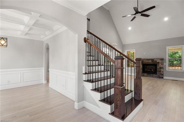 5477 Meadowlark Court, Winston-salem, NC 27106