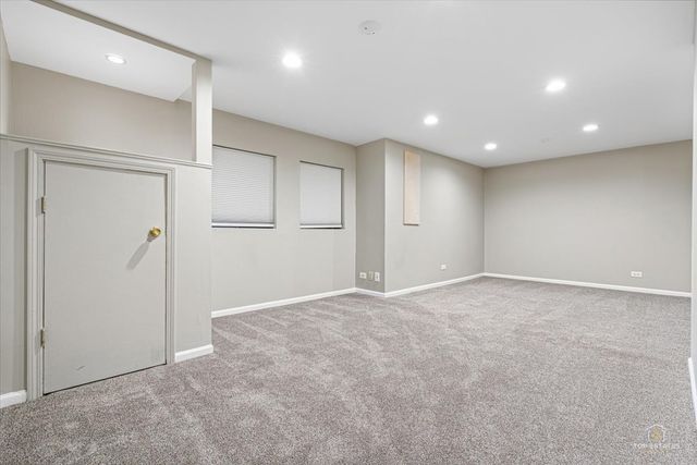 126 Bay Drive 126, Itasca, IL 60143