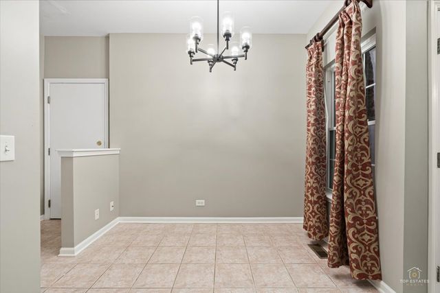 126 Bay Drive 126, Itasca, IL 60143