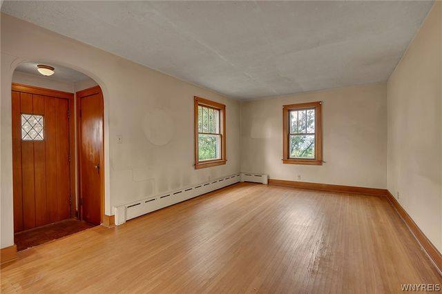 2705 Niagara Road, Wheatfield, NY 14304