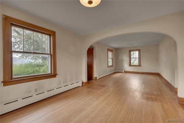 2705 Niagara Road, Wheatfield, NY 14304