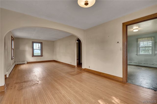 2705 Niagara Road, Wheatfield, NY 14304
