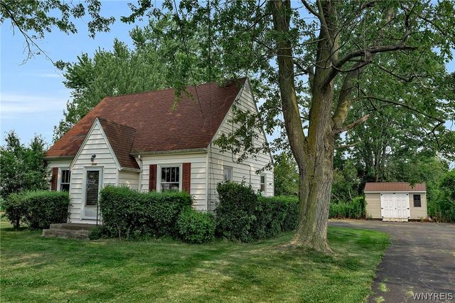 2705 Niagara Road, Wheatfield, NY 14304